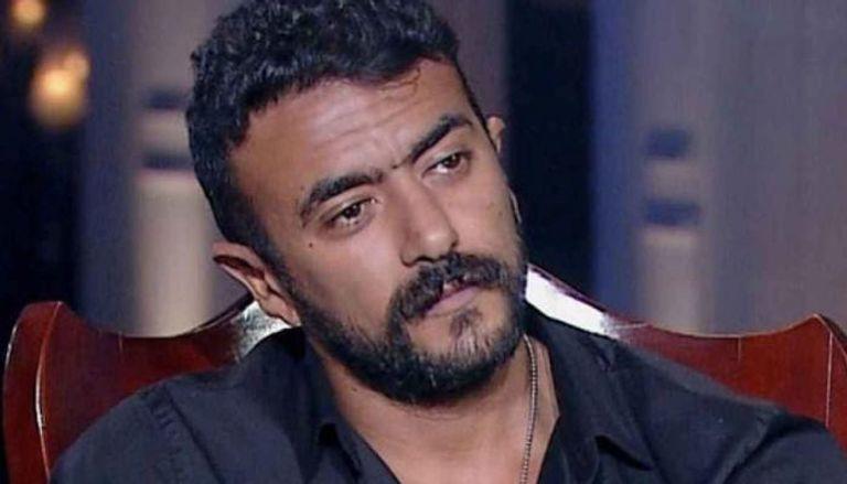 الغالي والد الغالية أحمد العوضي يعزي ياسمين عبدالعزيز