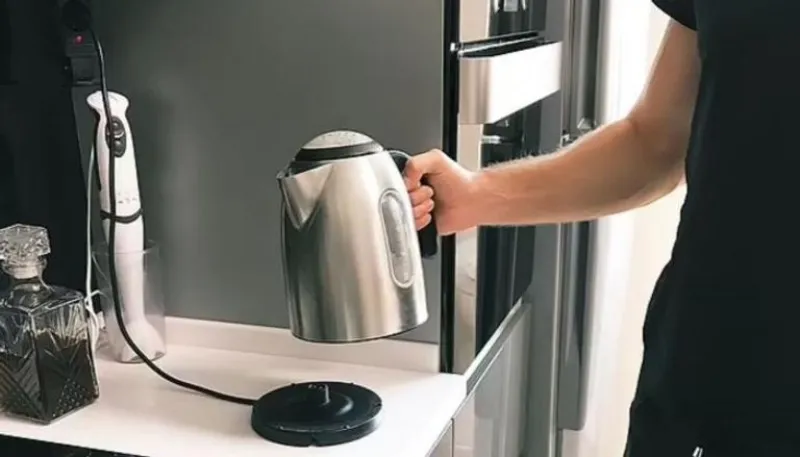 تحذير للسكان بغلي الماء اكتشاف بكتيريا إي كولاي في مياه أستراليا