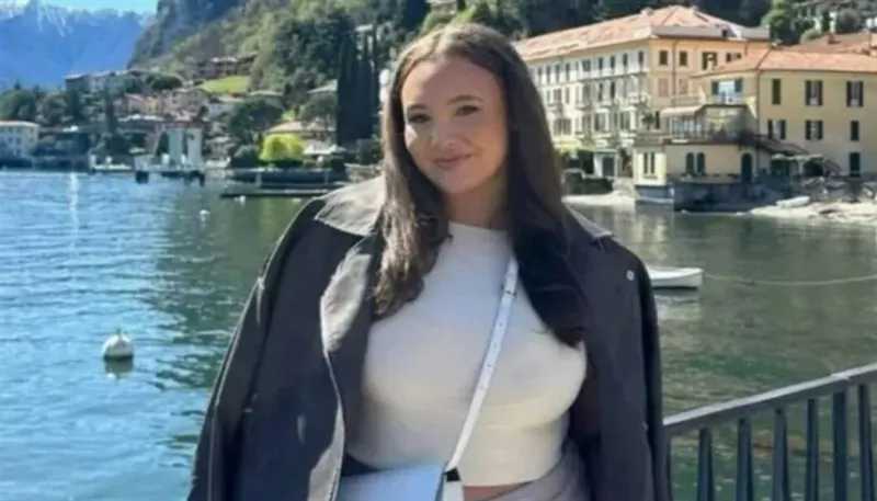 نهاية مأساوية وفاة مؤثرة شهيرة بسبب مبيد بق الفراش في فندق