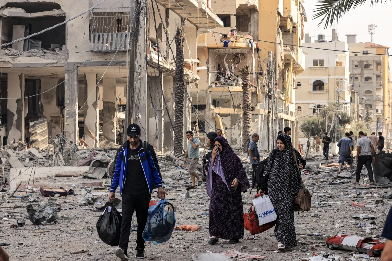 البرنامج الإسرائيلي السري لتهجير أهل غزة