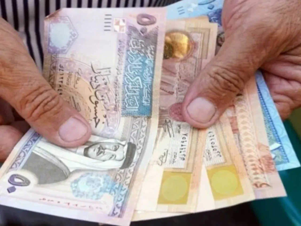 17 ألف متقاعد عسكري يستفيدون من زيادة الرواتب بالأردن