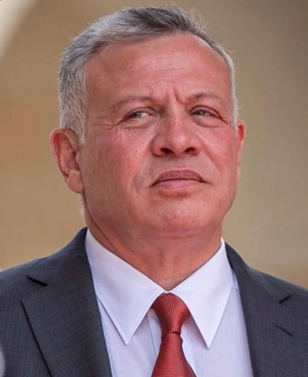 عمان الأهلية  تهنىء جلالة الملك بالسلامة