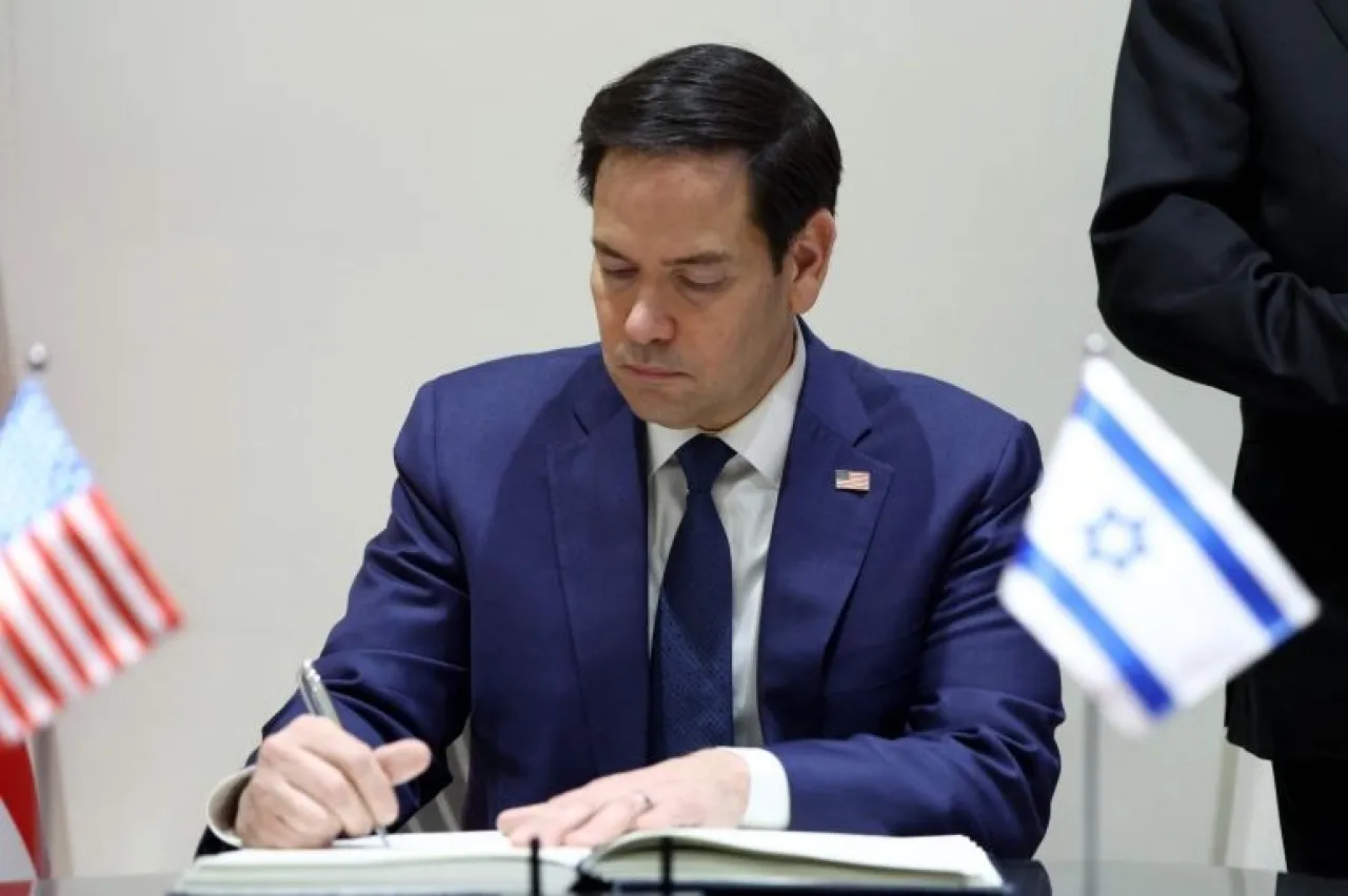 وزير الخارجية الاميركي  لن نسمح للدول الأخرى بمواصلة استغلالنا