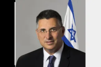 وزير اسرائيلي : يجب نزع سلاح غزة  ويجد إيجاد أراض لهم بمصر والأردن