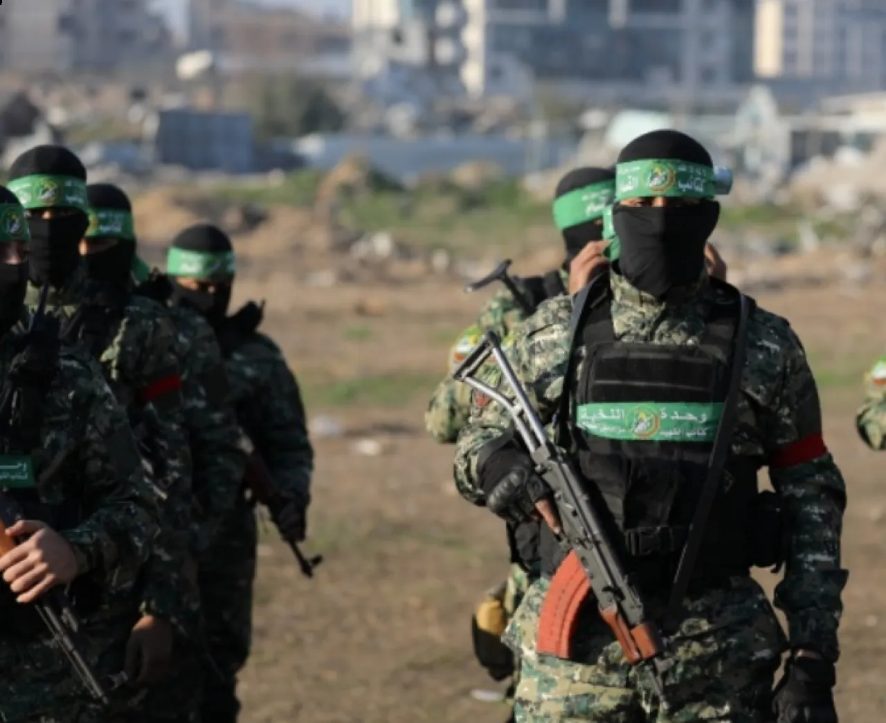 حماس تعقب على قرار إسرائيل منع ادخال المساعدات