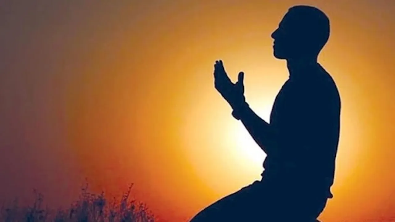 دعاء اليوم الثالث من رمضان اللهم امنحني سَعة القلب وإشراق الروح وقوة النفس