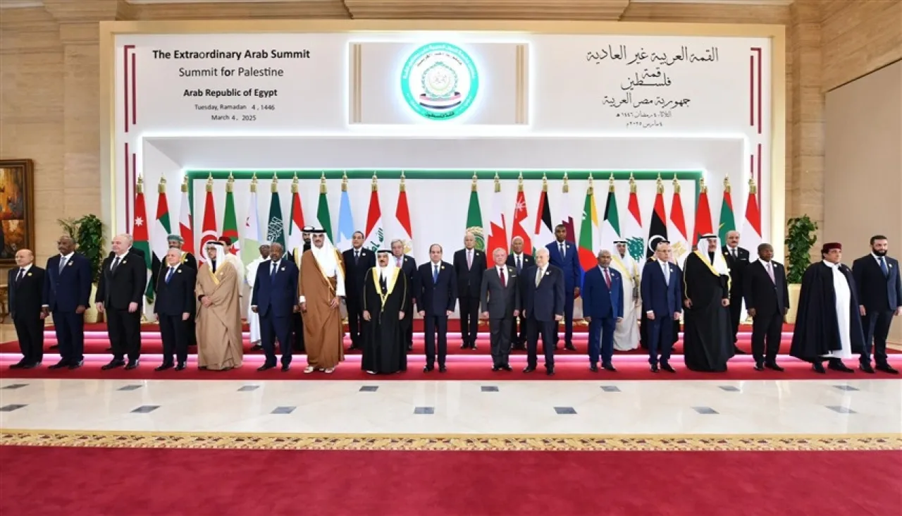 مصر تعرض خطة إعمار غزة بـ53 مليار والأردن يشارك في تدريب الشرطة