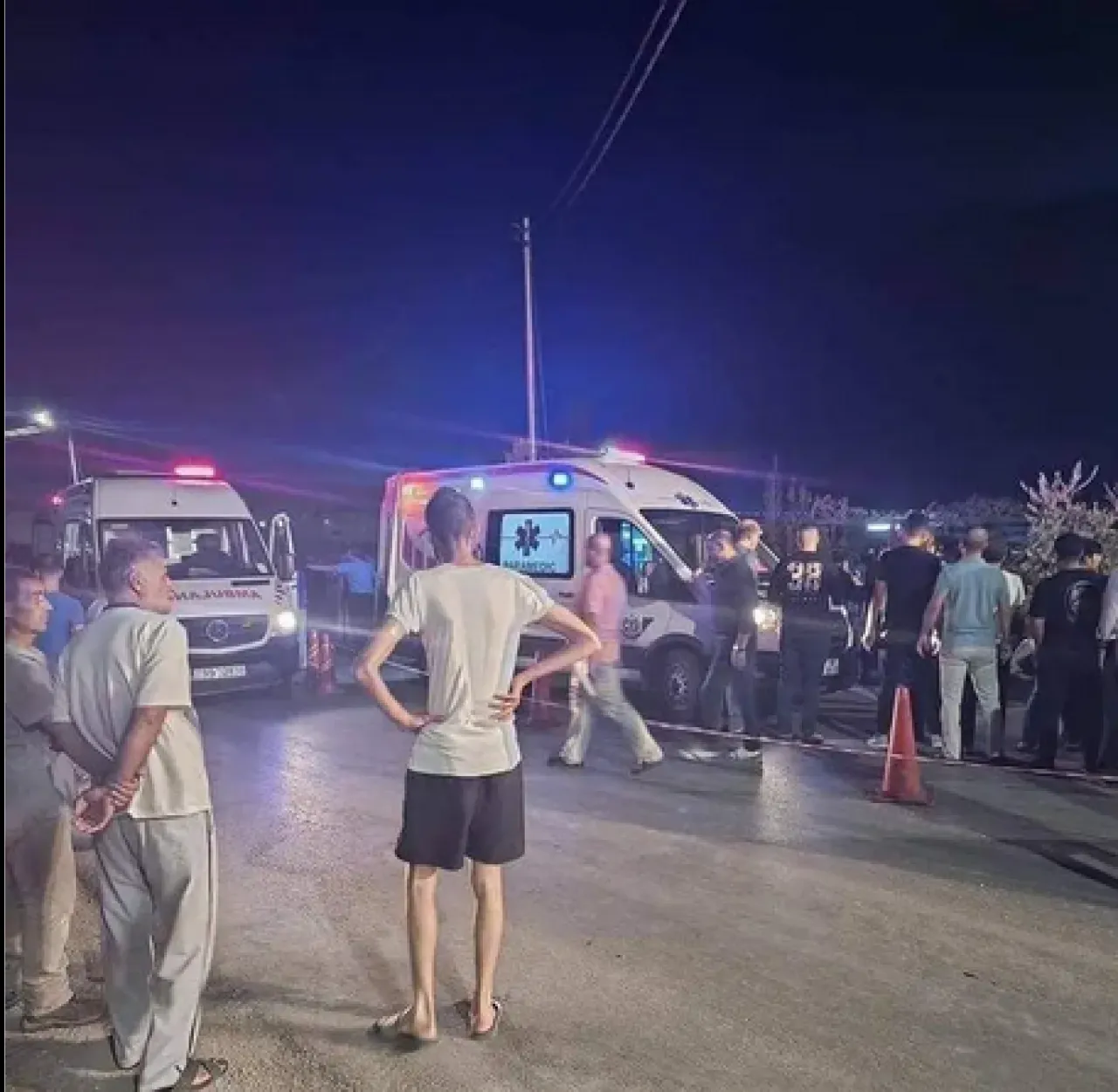 سباق غير قانوني ينتهي بوفاة شخص وحجز المركبتين في عمان