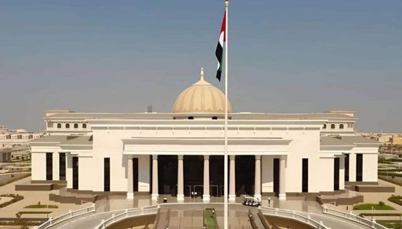 السجن المؤبد والغرامة على أعضاء عصابة بهلول في الإمارات