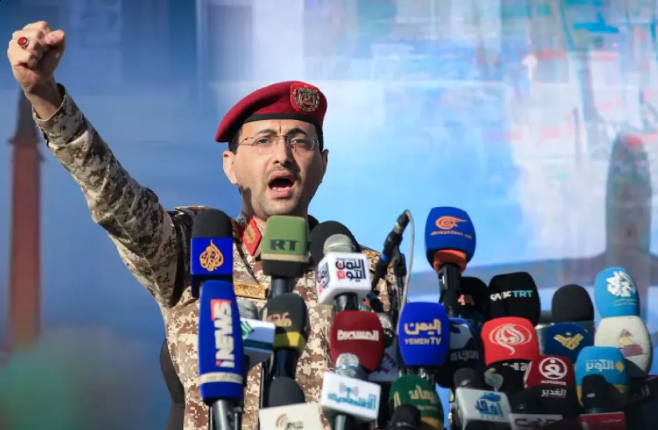 الحوثيون يعلنون استهداف تل أبيب وحاملة طائرات أميركية