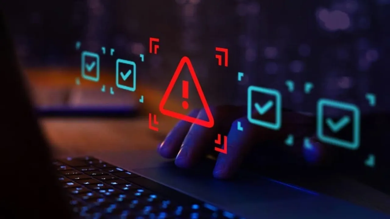 مسيء قرار بوقف إعلان شركة حلويات في مصر