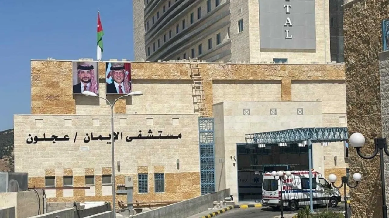 مطالب بإدراج مواقف للسيارات لمشروع مستشفى الإيمان في عجلون