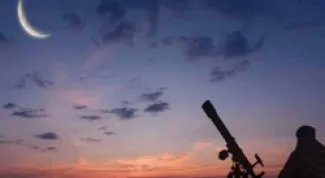 مركز الفلك السعودي يحدد موعد عيد الفطر 2025