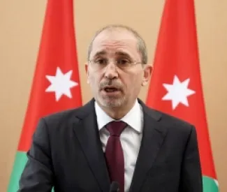 الصفدي يؤكد ضرورة تثبيت وقف إطلاق النار في غزة