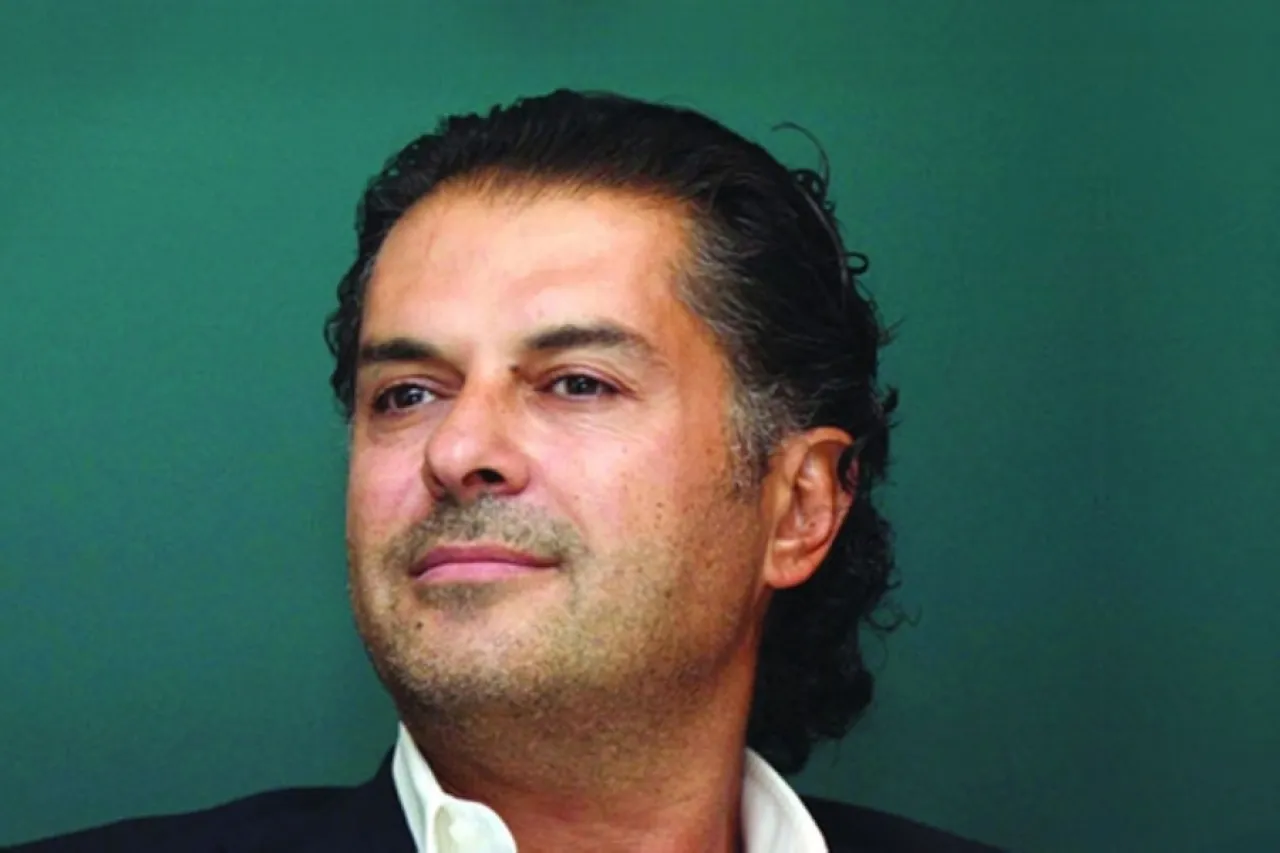 راغب علامة  إشاعة طردي من الإمارات وموتي