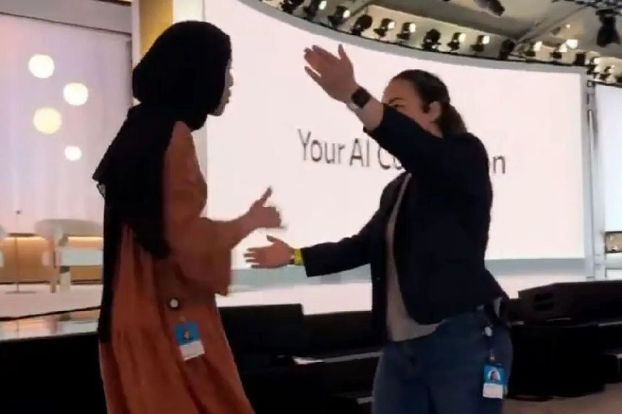 مواقع التواصل تحتفي بالمغربية ابتهال أبو السعد مبرمجة مايكروسوفت