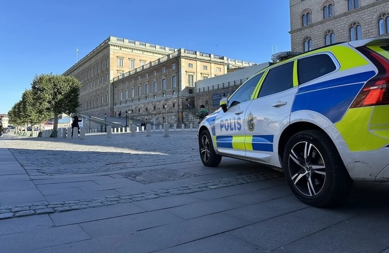 السويد القبض على شرطي للاشتباه في اغتصابه طفلا