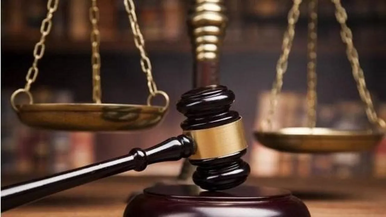 البحرين  محاكمة شبكة تضم 9 متهمين باستيراد أقفال أبواب محشوة بالهيروين