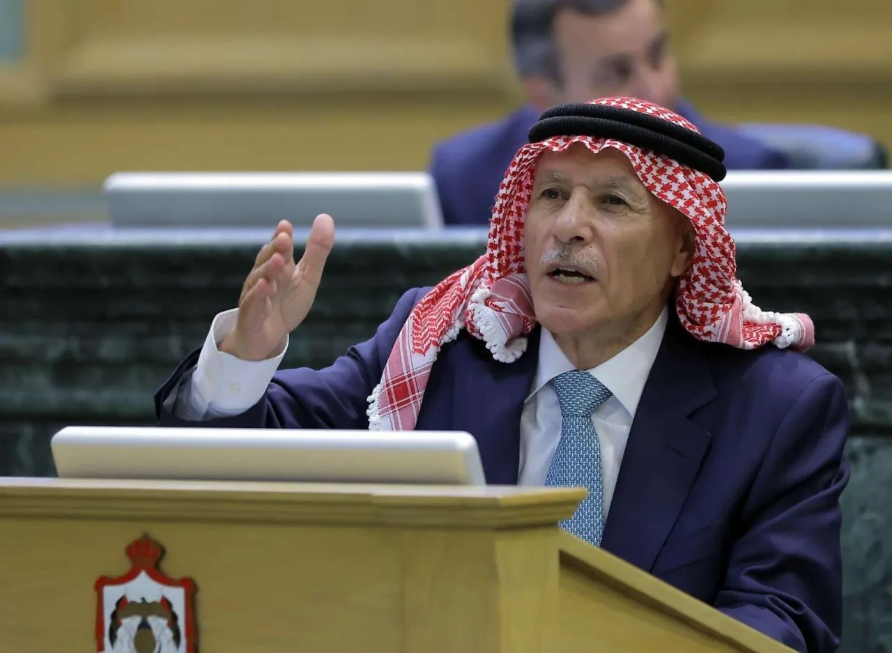 العرموطي يطالب بوزارة لشؤون المرأة 