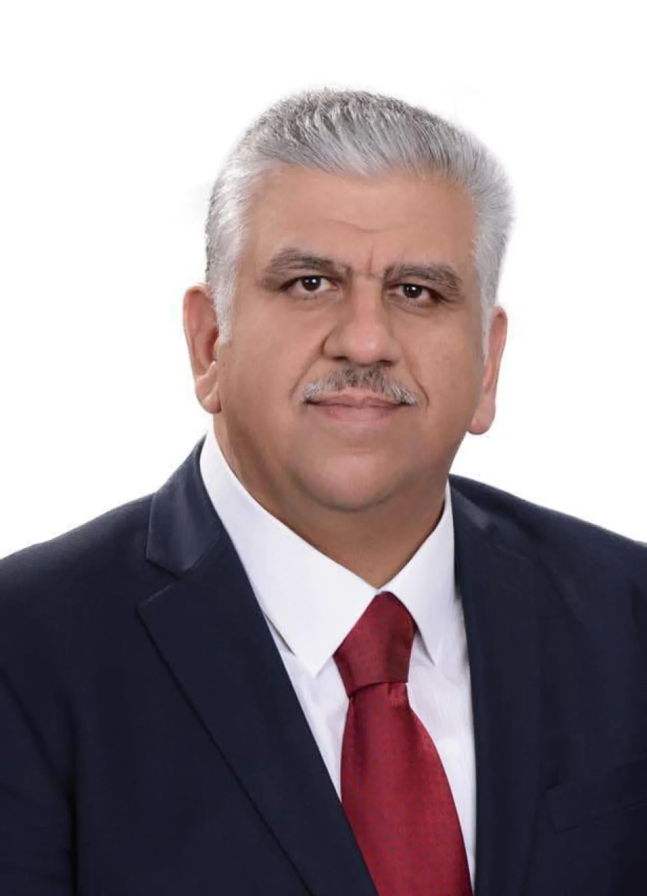 تجديد تعيين الدكتور مأمون عكروش رئيساً للجامعة الأمريكية في مأدبا لأربع سنوات