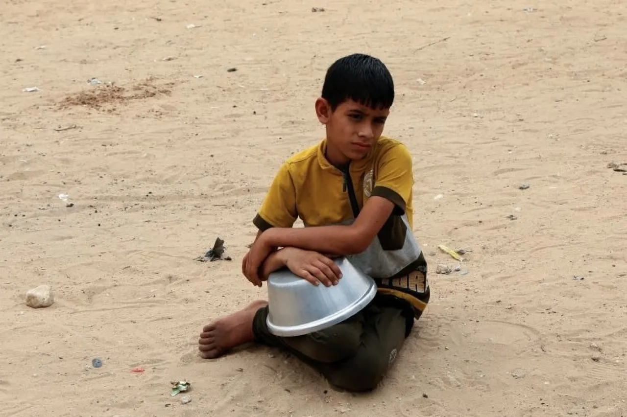 الأونروا تحذر من أطول انقطاع للمساعدات بغزة  ومنظمات تعلن المجاعة