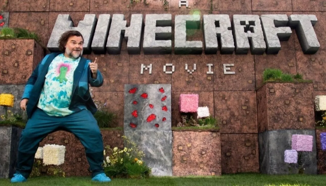 دور السينما تهدد بطرد جمهور فيلم ماينكرافت بسبب ترند جديد