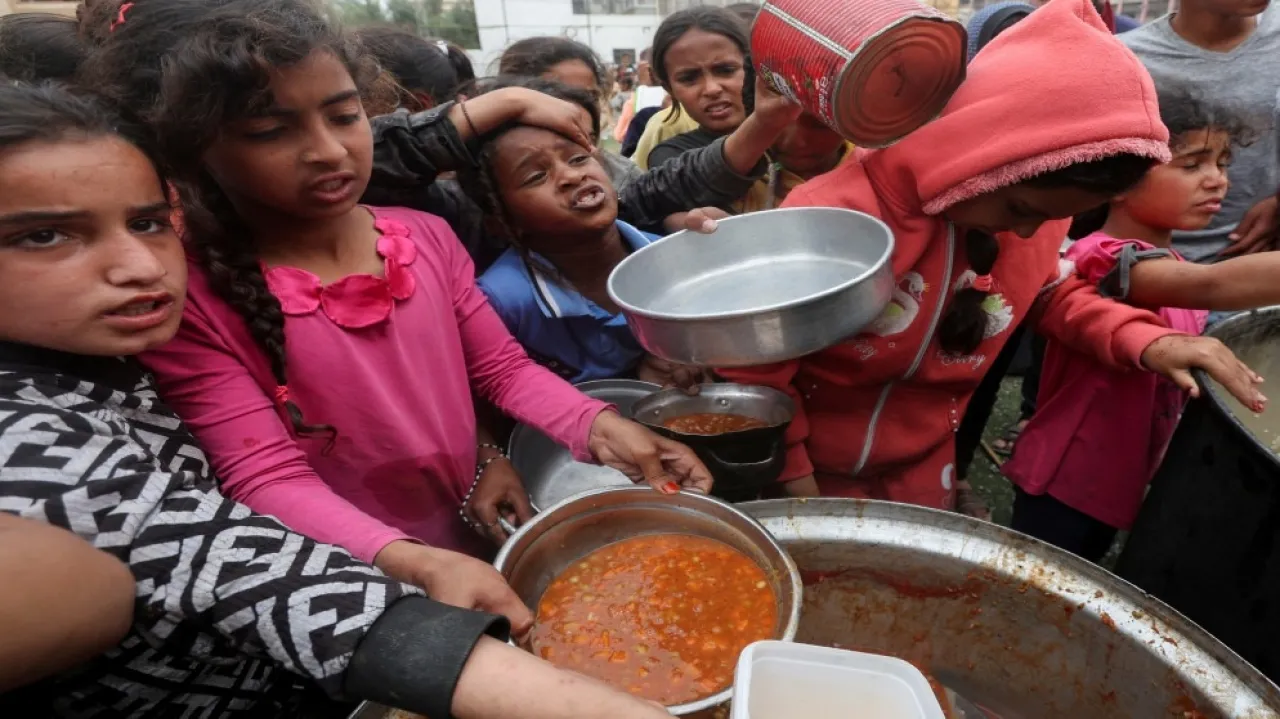 الأونروا جميع الإمدادات الأساسية تنفد في غزة والجوع ينتشر