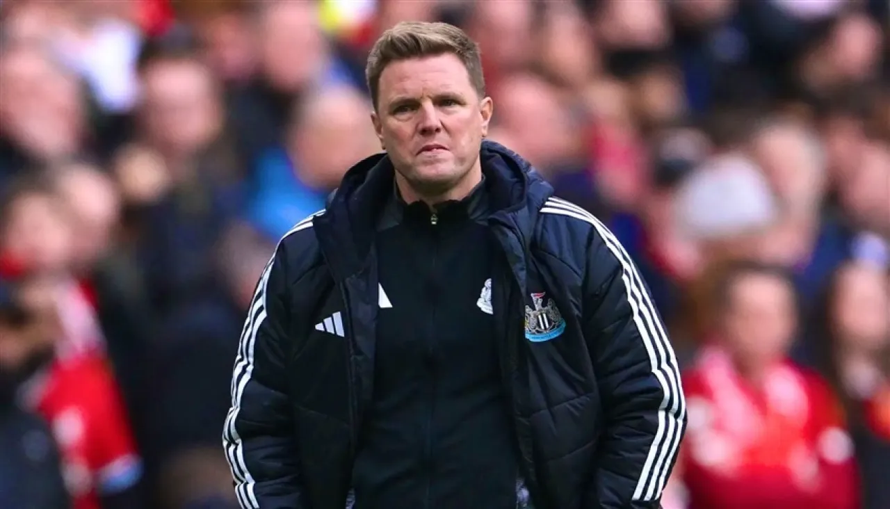 نقل مدرب نيوكاسل للمستشفى