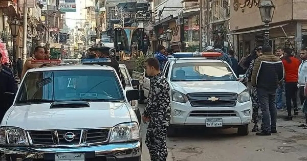 عذّب ابنتيه حتى الموت  تفاصيل جريمة مروعة في مصر