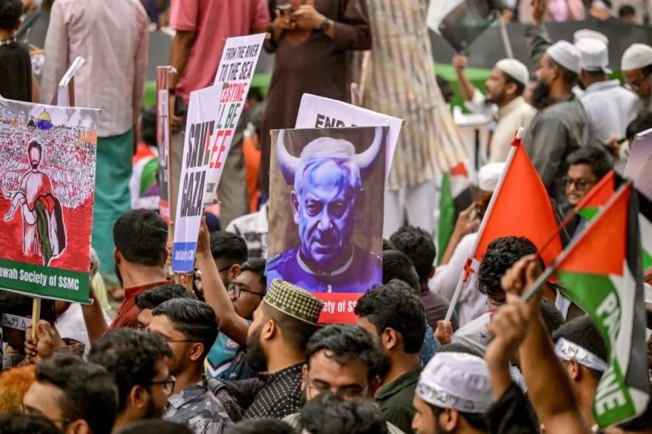 بنغلاديش تعيد إدراج عبارة باستثناء إسرائيل على جوازات سفرها