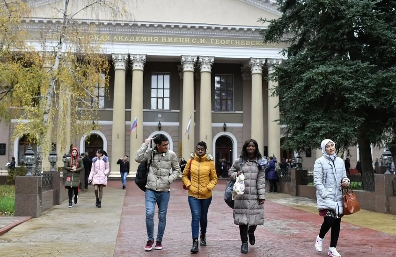 روسيا تعلق قبول الطلاب السوريين في جامعاتها