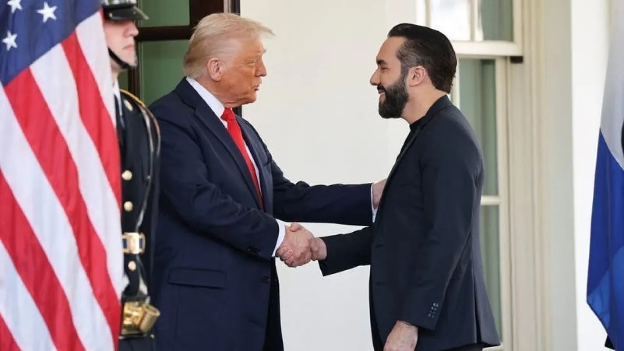 السلفادور تخطط لمضاعفة سعة مركز احتجاز إلى 80 ألف سجين