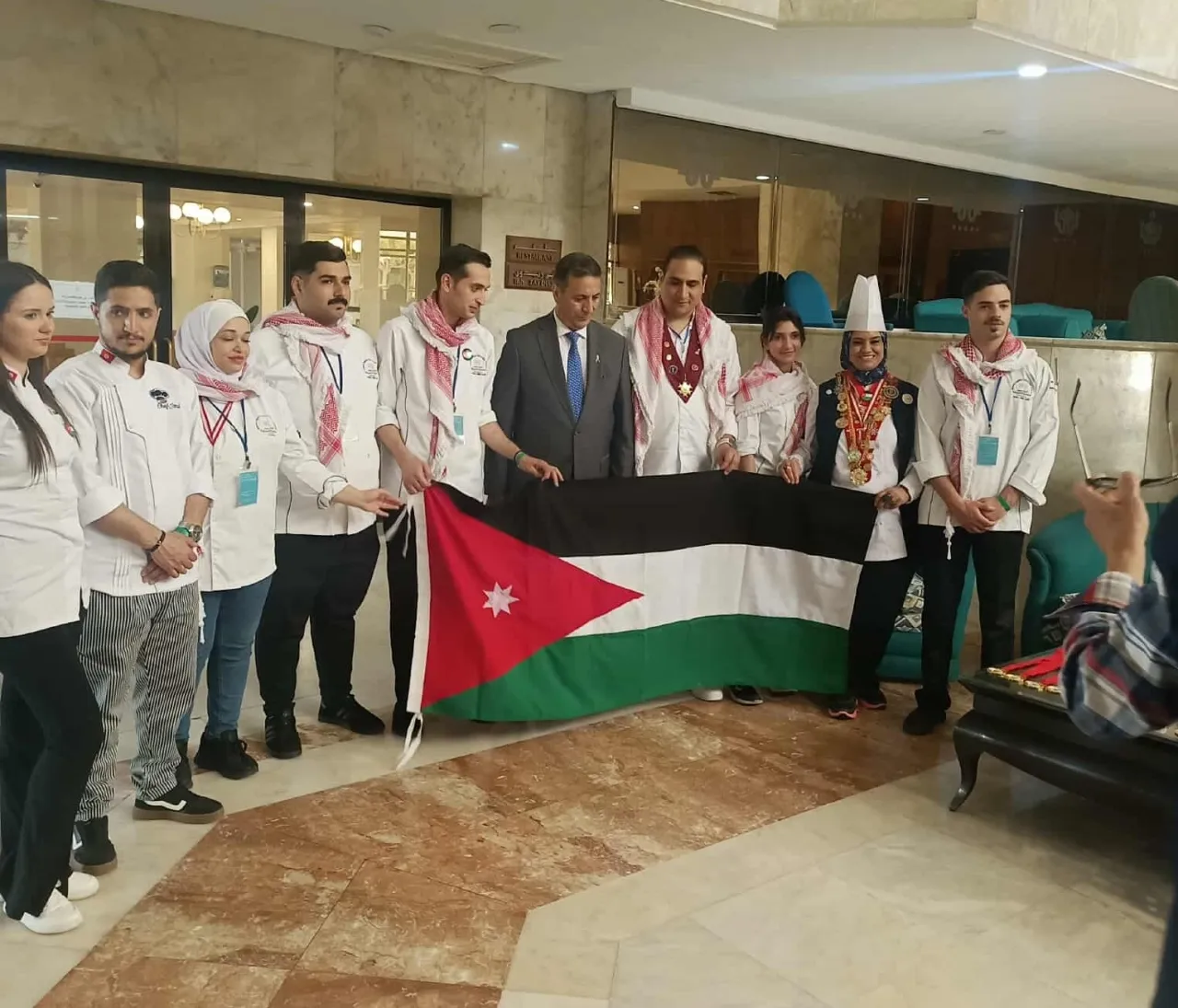 مهرجان نيلسون مانديلا   طهاة الاردن يحصلون على كأس الفرق للاكلات التراثية والمركز الاول عن اكلات انترناشونال