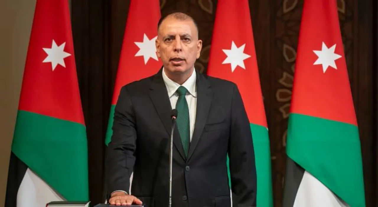 الأردن  الداخلية تُقر قانون الإقامة المعدل وتواصل تسهيل عودة اللاجئين السوريين