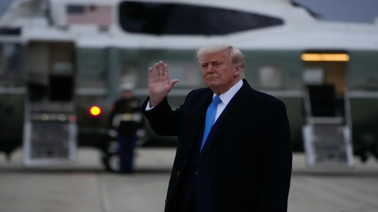 استطلاع تراجع شعبية ترمب لأدنى مستوى منذ عودته للبيت الأبيض