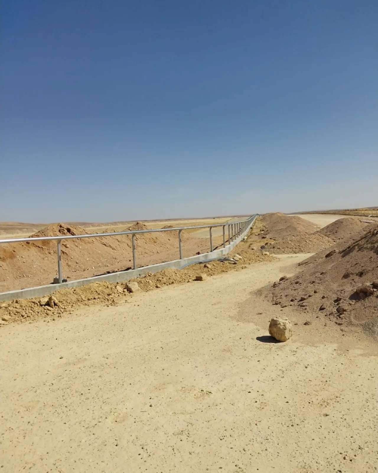 بلدية الكرك تواصل تطوير مضمار الخيول