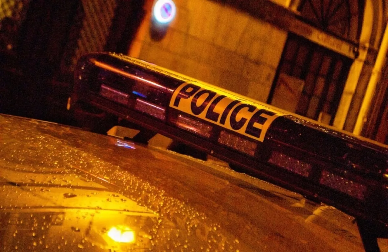 شاب يطعن مصليا داخل مسجد ويصور جريمته بكاميرا هاتفه