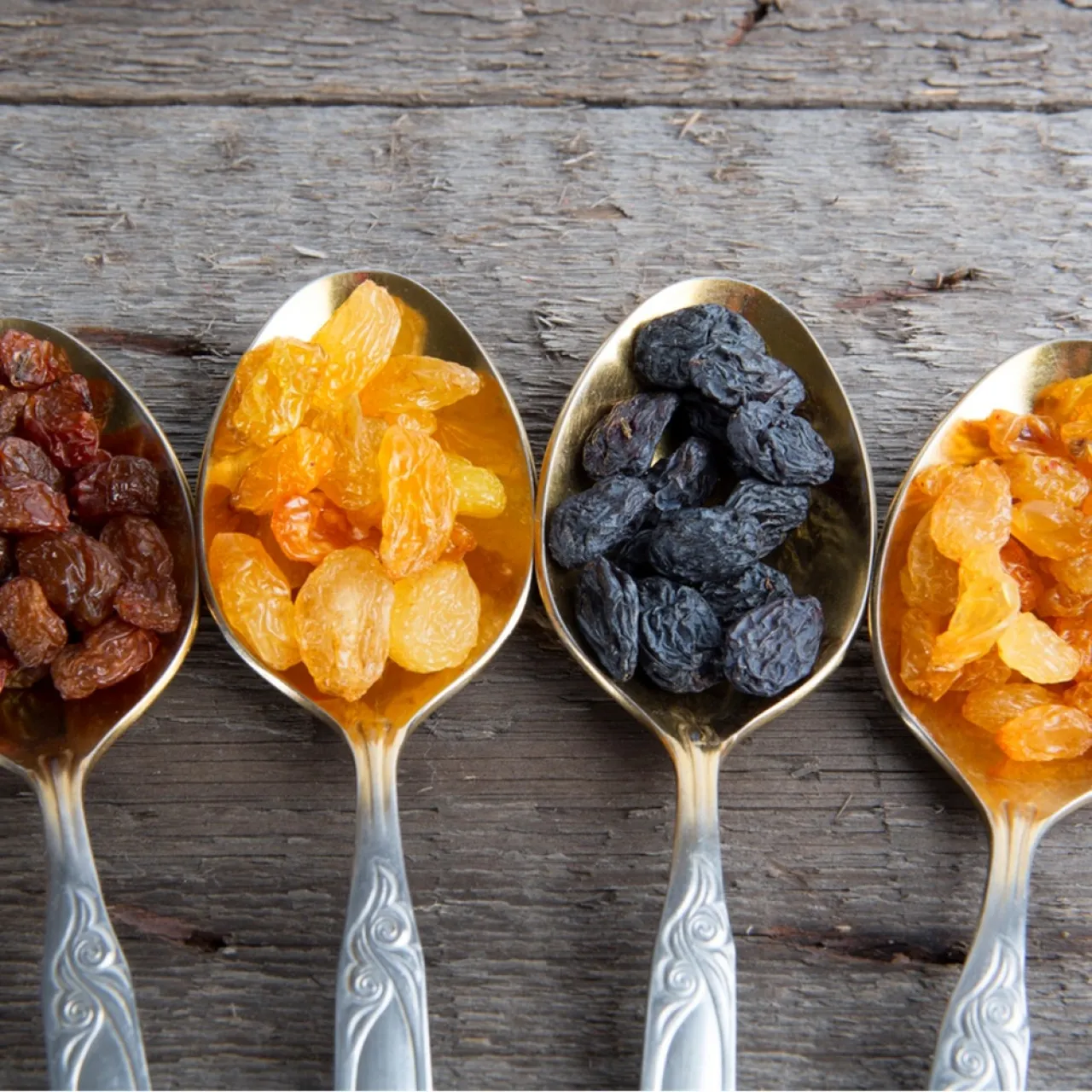 كيف يحول الزبيب وجبتك الصباحية إلى إكسير حياة