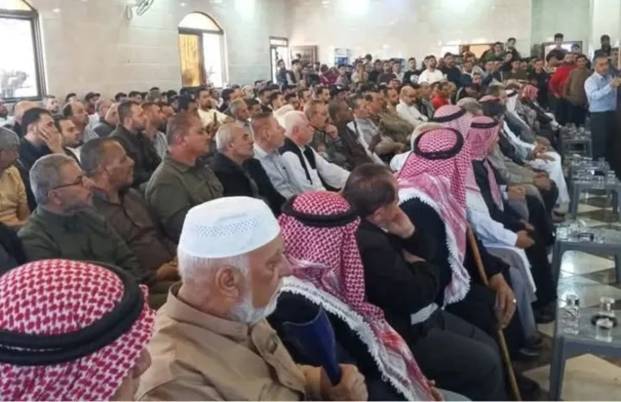 عشائر عجور تكتب ملحمة إنسانية بالعفو بعد وفاة ابنها بحادث سير