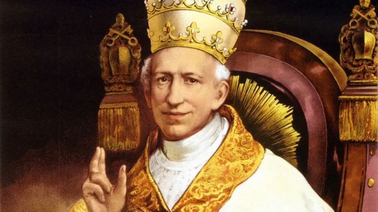 تعرفوا على أول بابا يتم تصويره بشريط فيديو