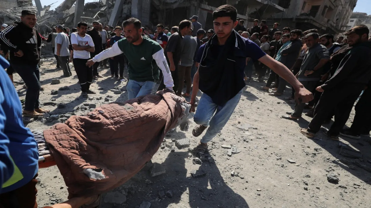 19 شهيدا في قصف الاحتلال منازل فلسطينيين في خان يونس