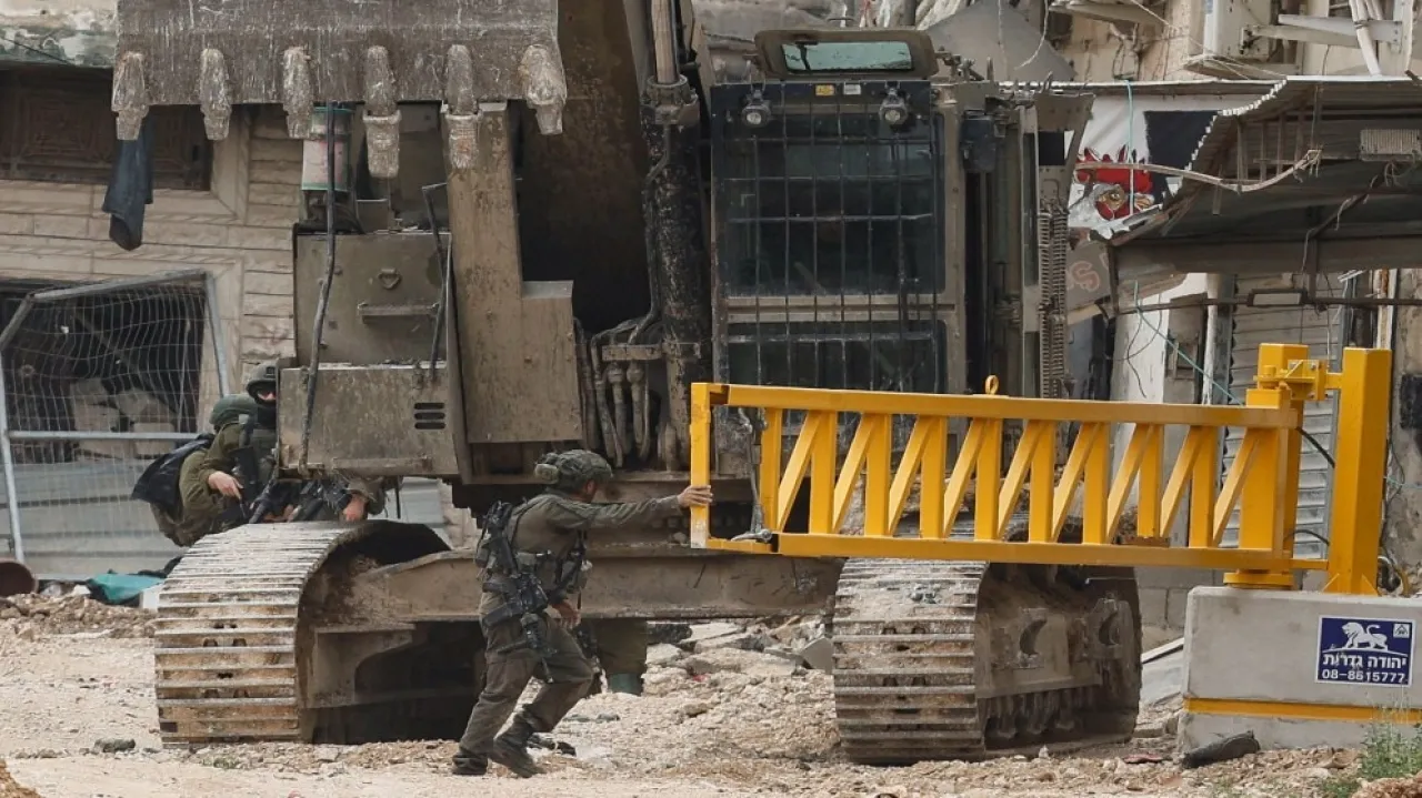 بلدية جنين قرابة 600 منزل هدم بشكل كامل في مخيم جنين