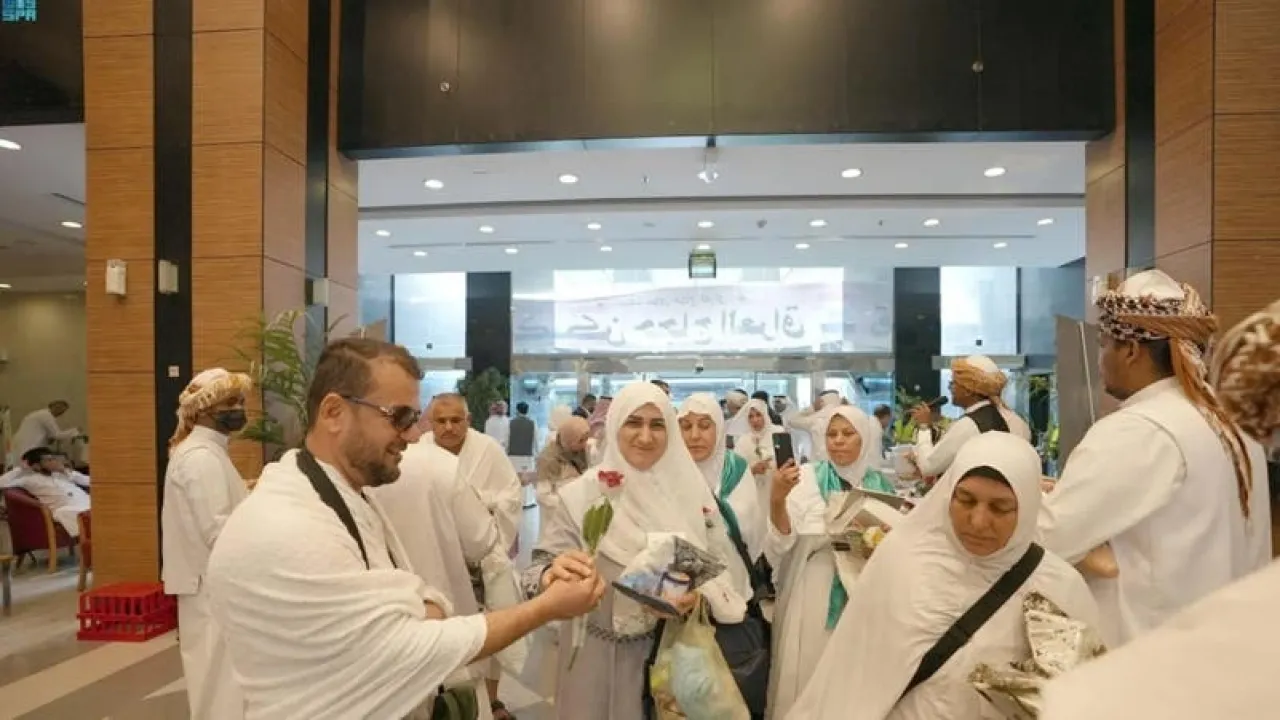 العراق يطالب مواطنيه بالابتعاد عن الشعارات السياسية في الحج