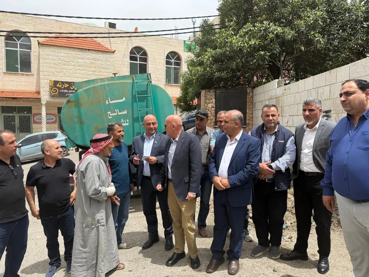 وزير المياه يؤكد جدية الحكومة في تعزيز مصادر مياه عجلون وتامين المواطنين 