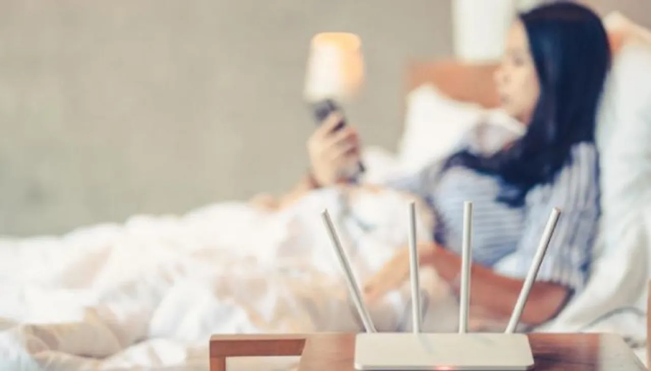 هل يجب إيقاف الواي فاي ليلا دراسة تكشف تفاصيل تأثيره على النوم