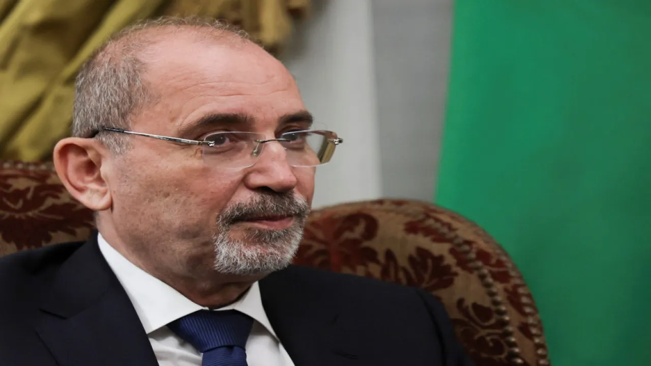 الصفدي يزور بغداد للمشاركة في الاجتماع التحضيري للقمة العربية الـ34