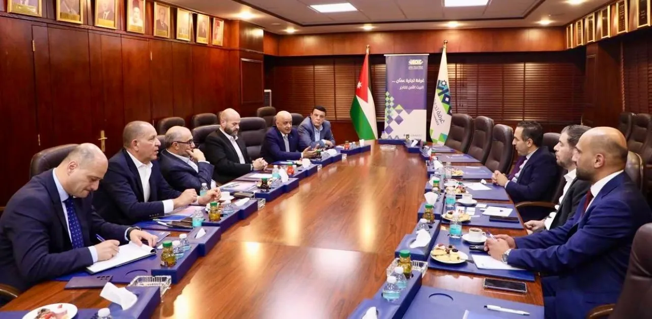 غرفة تجارة عمّان تبحث تعزيز التعاون الاستثماري مع رؤية عمّان