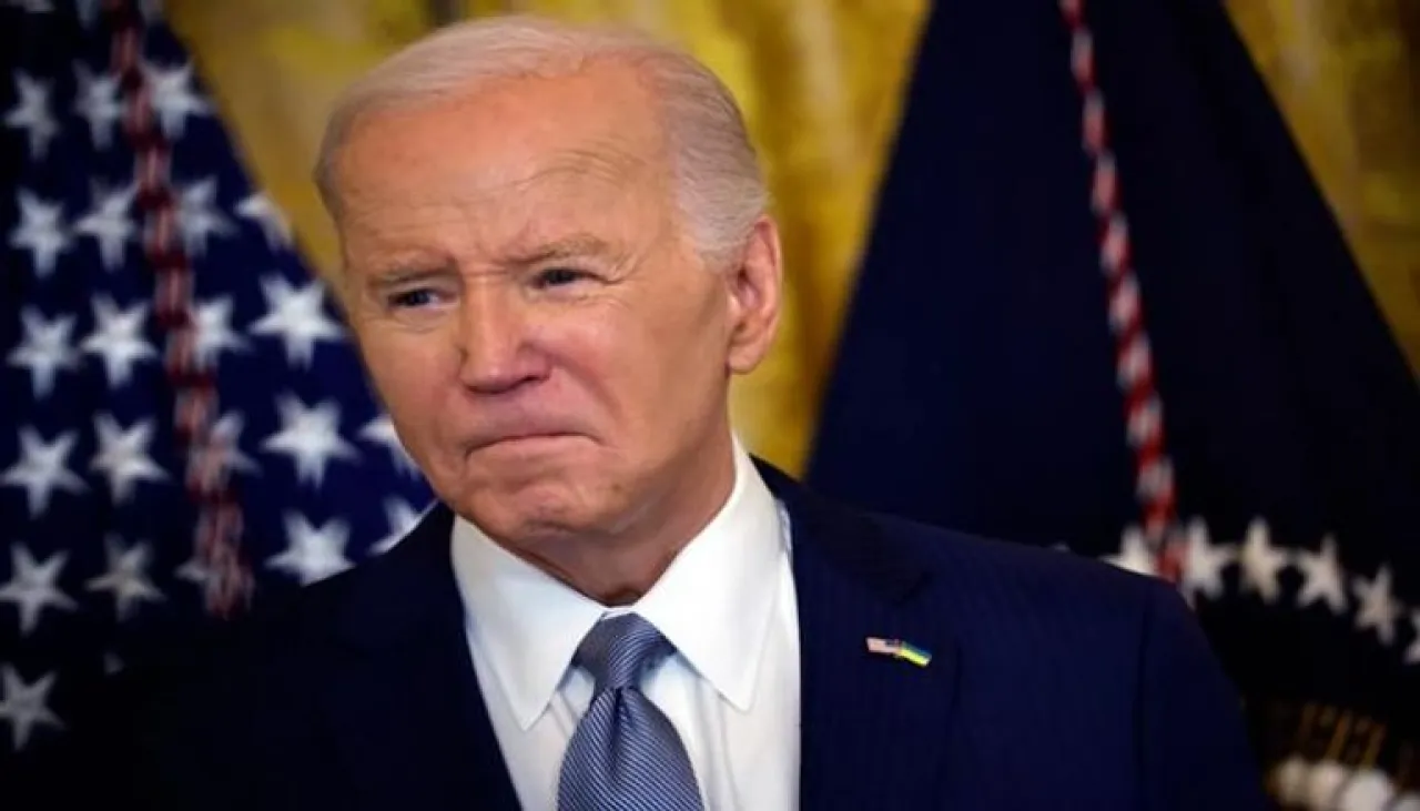 صمت أبٍ وحيرة رئيس تسجيل يكشف أسرارا عن ذاكرة بايدن