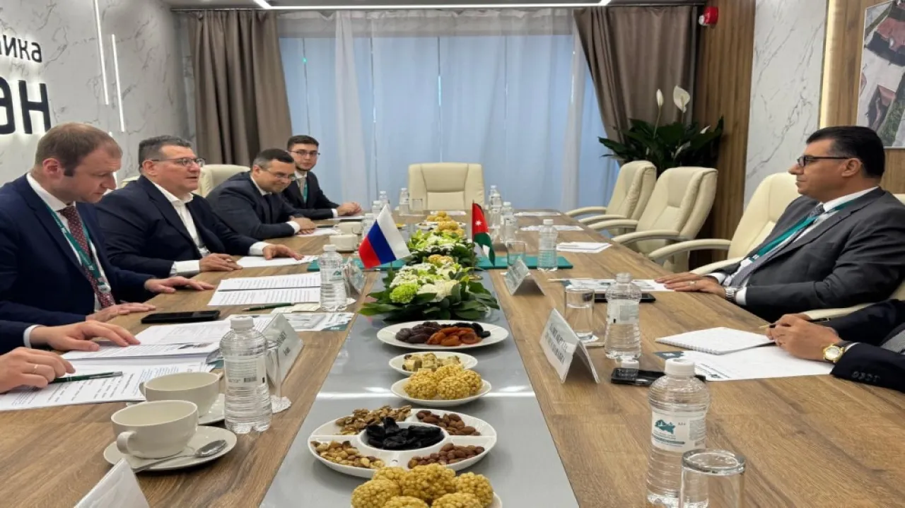 الأردن وروسيا تبحثان تعزيز التعاون الزراعي وتوسيع التبادل التجاري