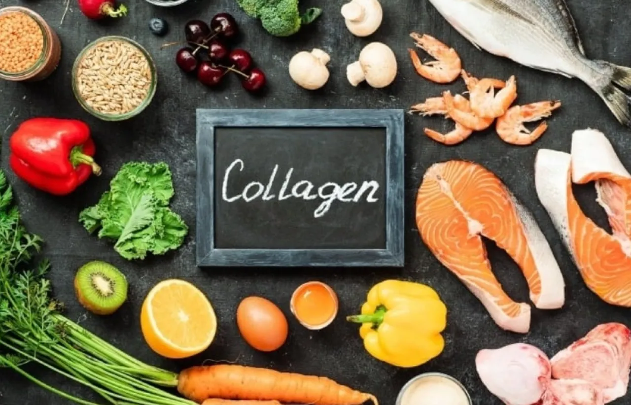 الدجاج أقوى من العظام أطعمة تحفز إنتاج الكولاجين طبيعياً